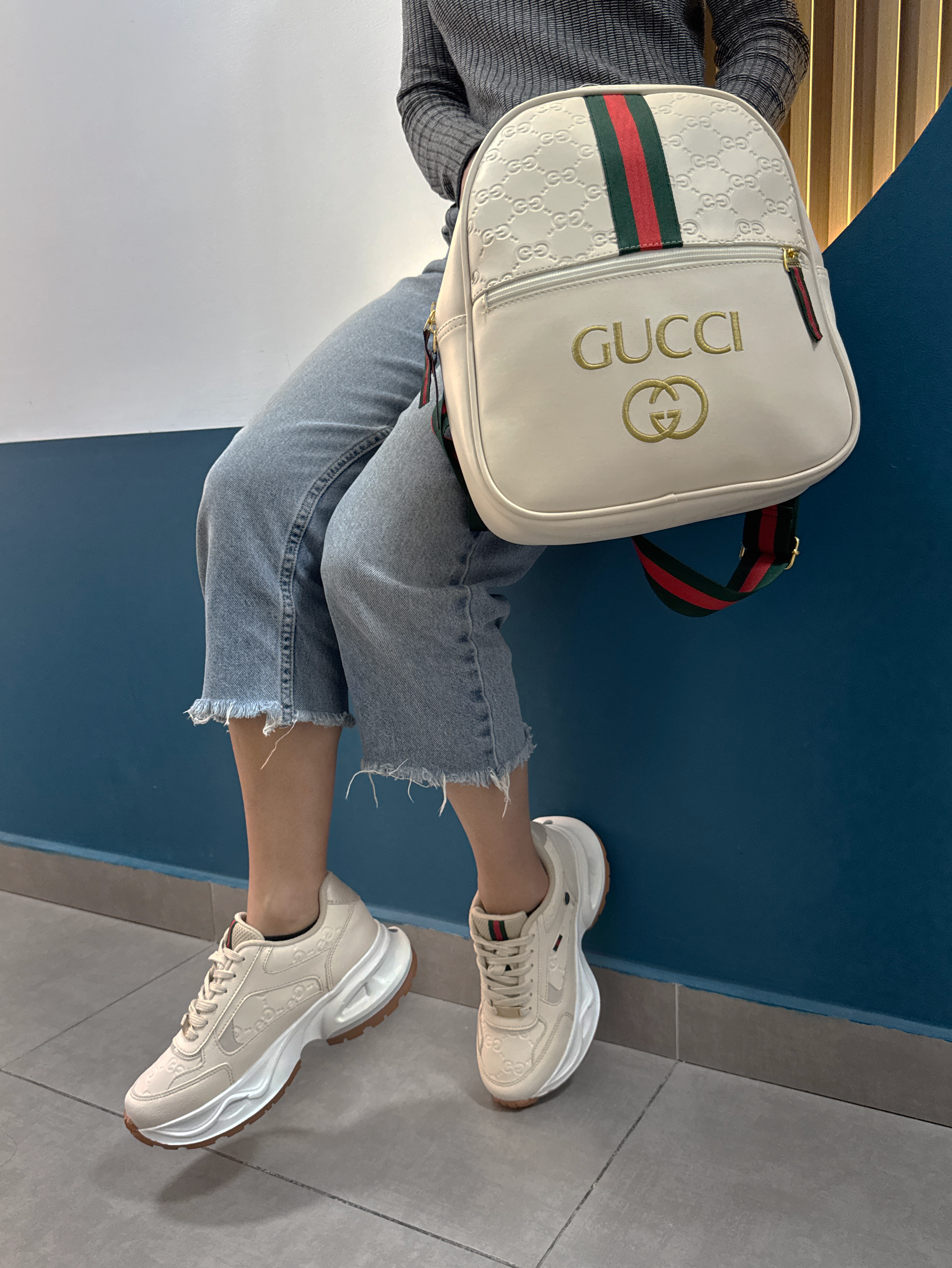 GUCCI LÍNEA PREMIUM - Compra 1 y Llévate 2 – Tenis + Mochila GRATIS