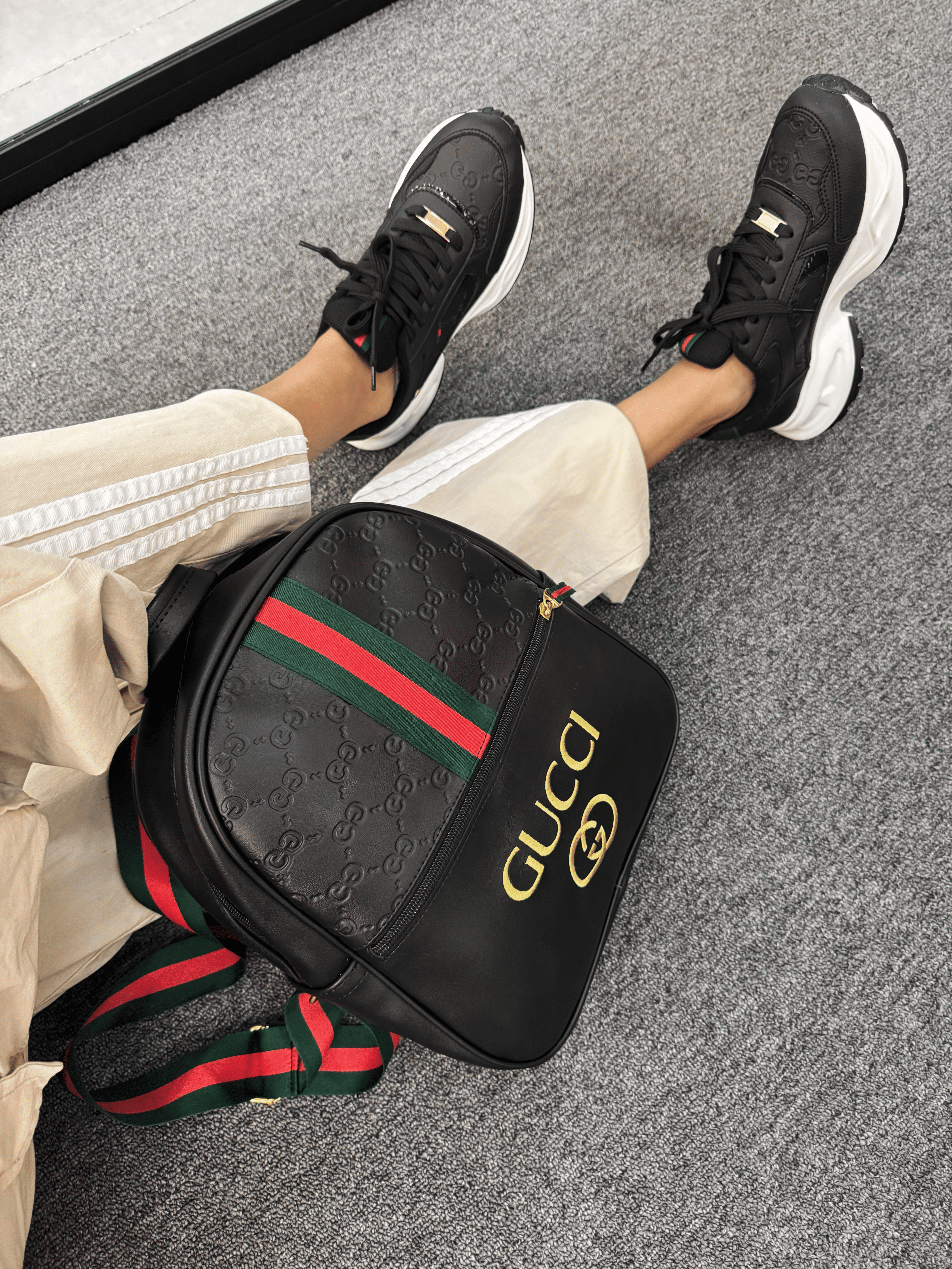 GUCCI LÍNEA PREMIUM - Compra 1 y Llévate 2 – Tenis + Mochila GRATIS